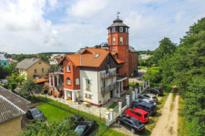  Red Tower Apartments  Паланга